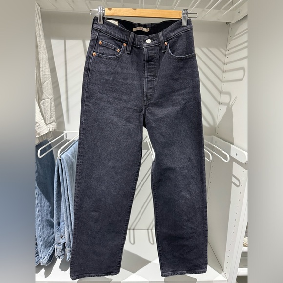 LEVI’S RIBCAGE JEANS - Picture 3 of 4